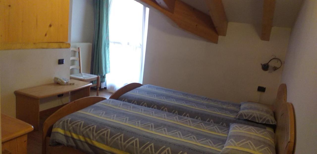 Hotel Villa Fosine Pinzolo Eksteriør billede