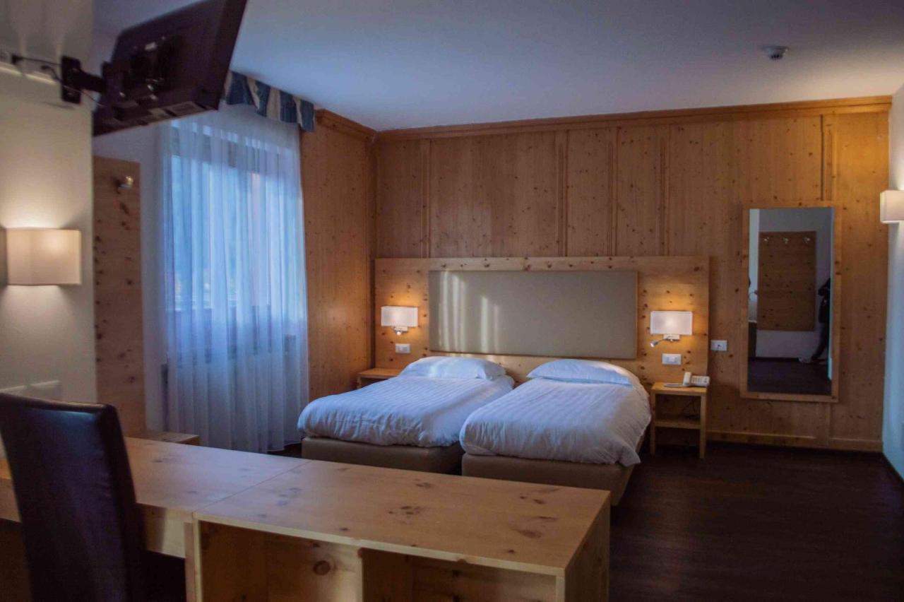 Hotel Villa Fosine Pinzolo Eksteriør billede
