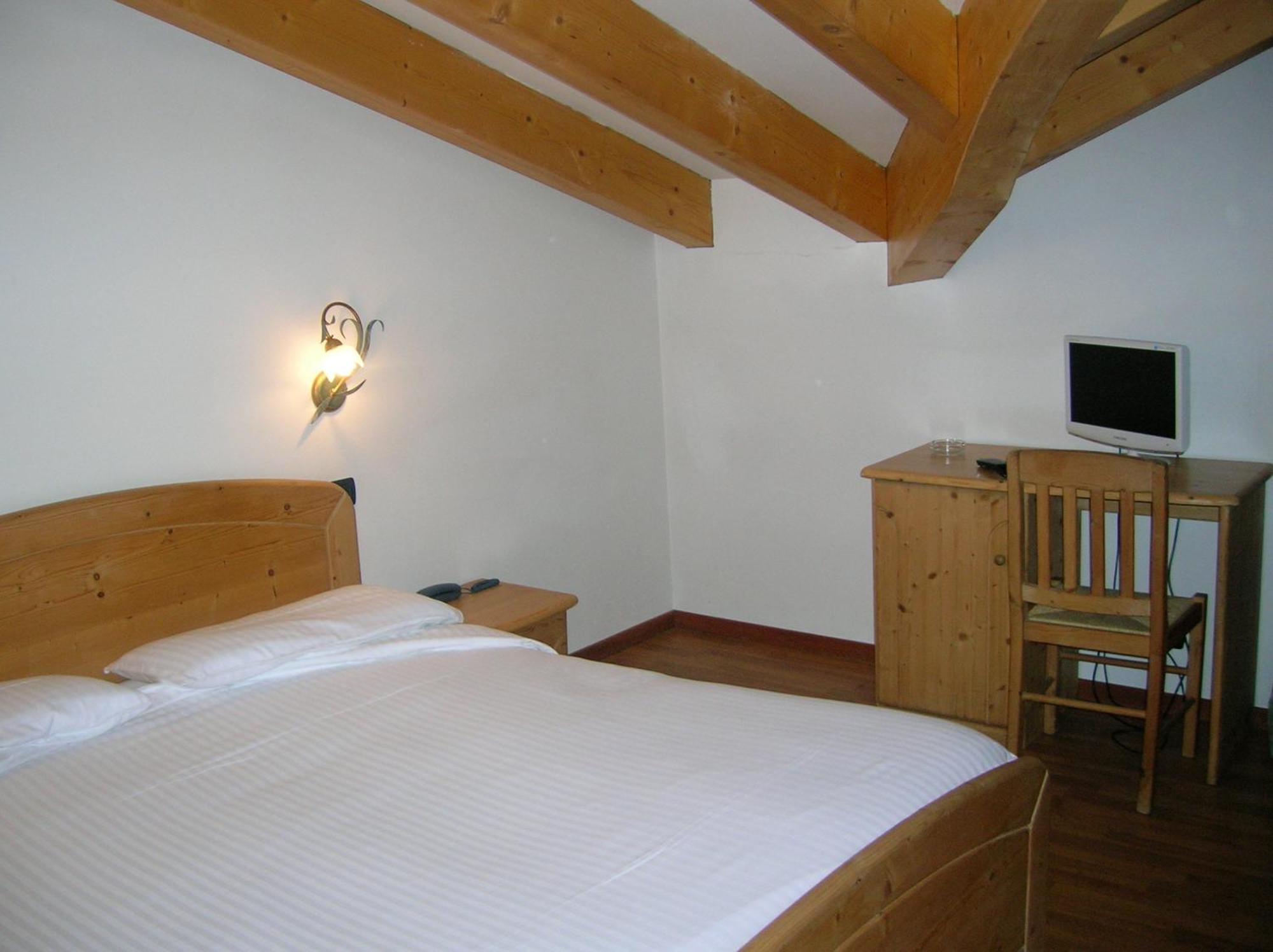 Hotel Villa Fosine Pinzolo Eksteriør billede