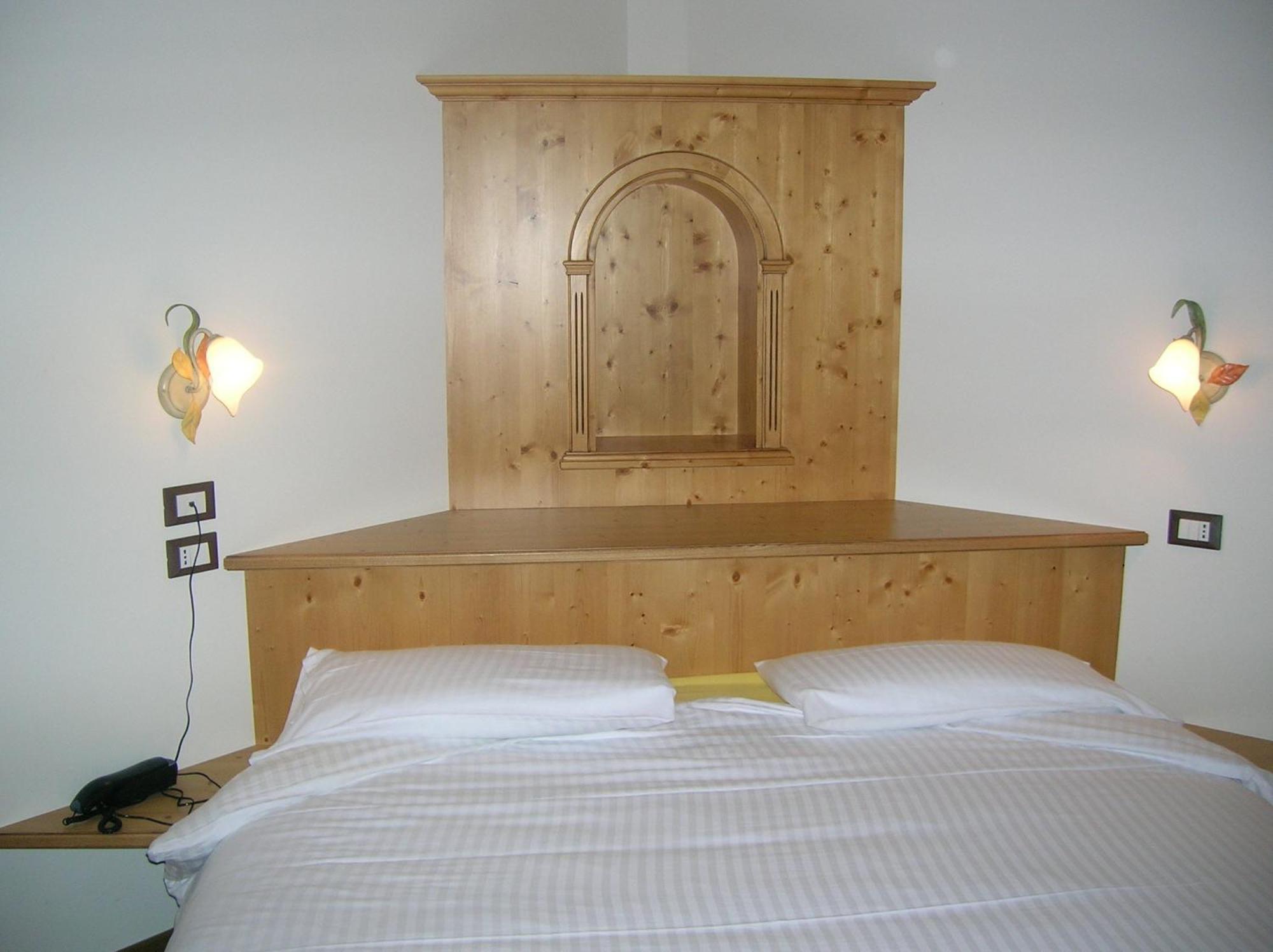 Hotel Villa Fosine Pinzolo Eksteriør billede