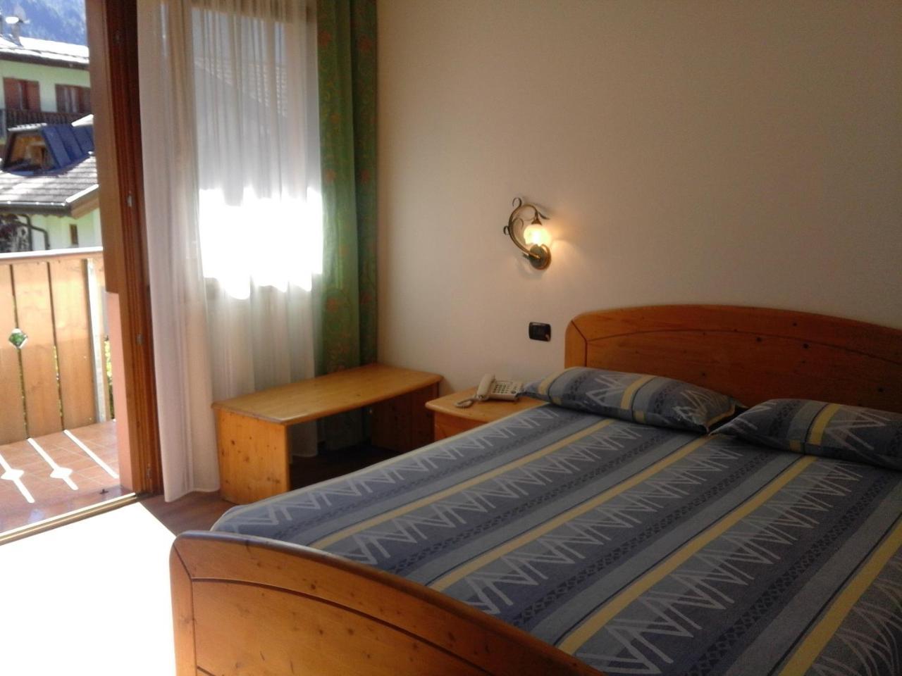 Hotel Villa Fosine Pinzolo Eksteriør billede